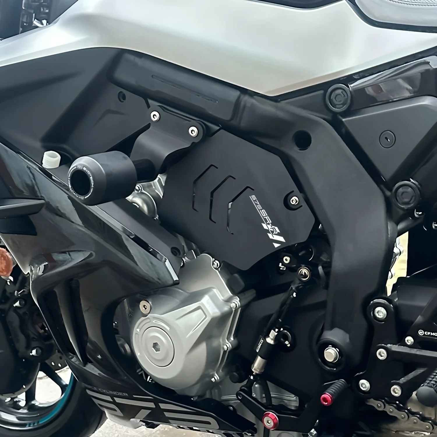 For 675SR 675NK Modified Engine Baffle CF650-10-11 Motorcycle Accessories Engine Aluminum Alloy Protective Plate