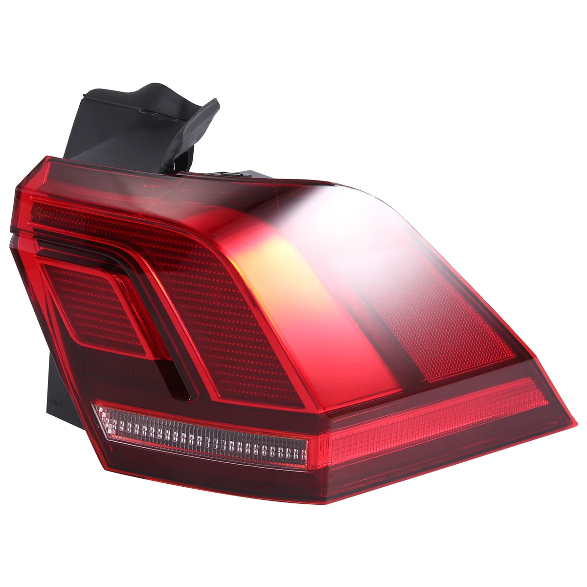 Car Rear Right Outer LED Taillight for AD1 2016 Brake Light Turn Signal Light 5NA945096 5NA945096C