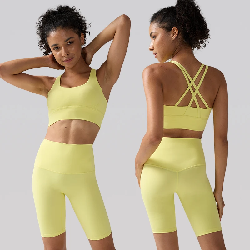 

Women's Yoga Shorts Set 2 Pieces Fitness Suits Cross Back Bra Top with High Waist Shorts Running Outdoor Pilates Tracksuit