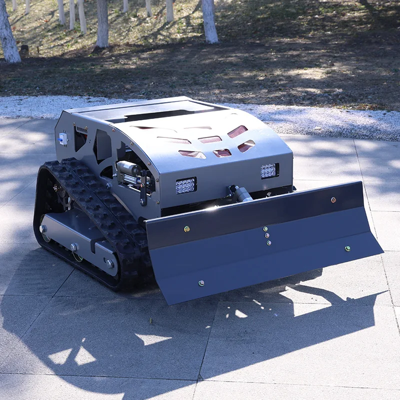Customized for scenic area orchard slopes 550H tracked self‑propelled lawn mower, installable snow shovel accessory, low vibrati view 5