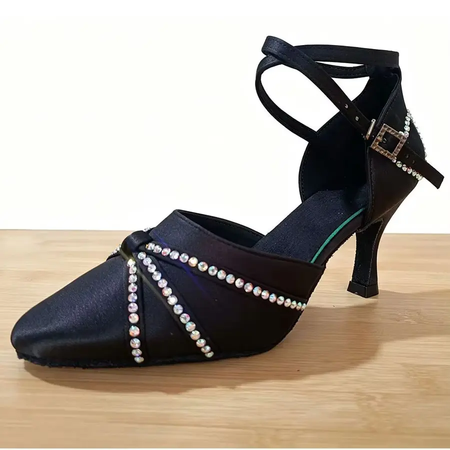 zapatos-de-baile-latino-para-mujer-con-pedreria-punta-cerrada-tacones-de-saten-para-baile-de-salon-elegantes-zapatos-de-saten-negro-con-cristales-para-actuaciones-de-baile
