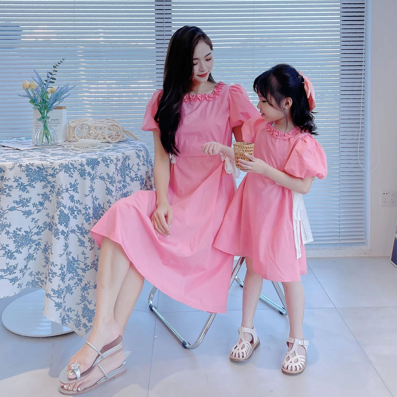 Same Mother and Baby Girl Matching Summer Pink Dress Elegant Mom and Daughter Short Sleeve Dresses Mommy and Me Clothes Princess