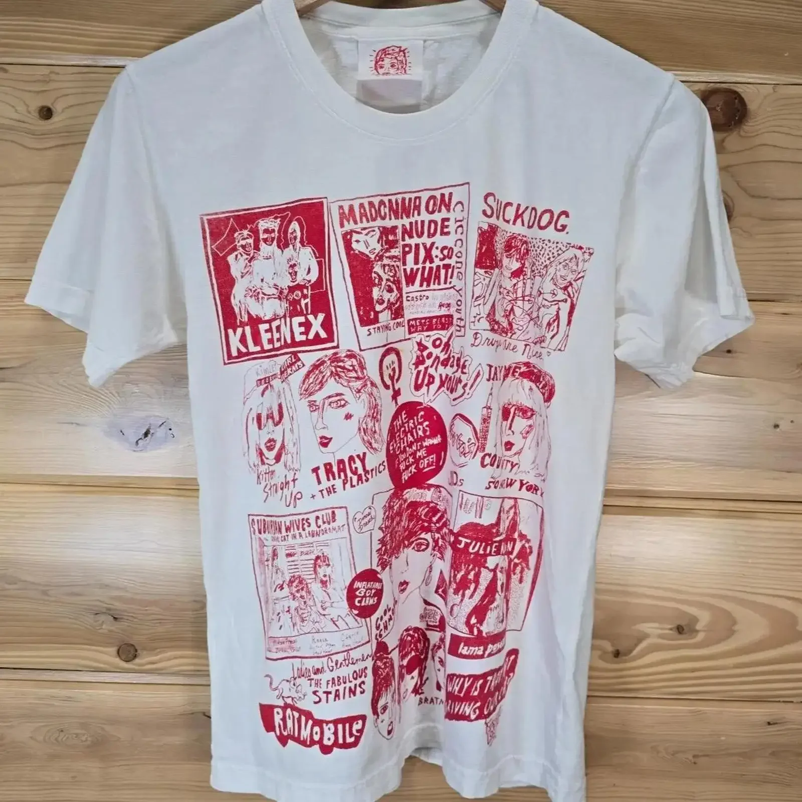 

Wacky Wacko T Shirt Adult Small Grrrls Do Everything Better Julie Ruin Sold Out vintage Washed Comfortable Unisex graphic Soft