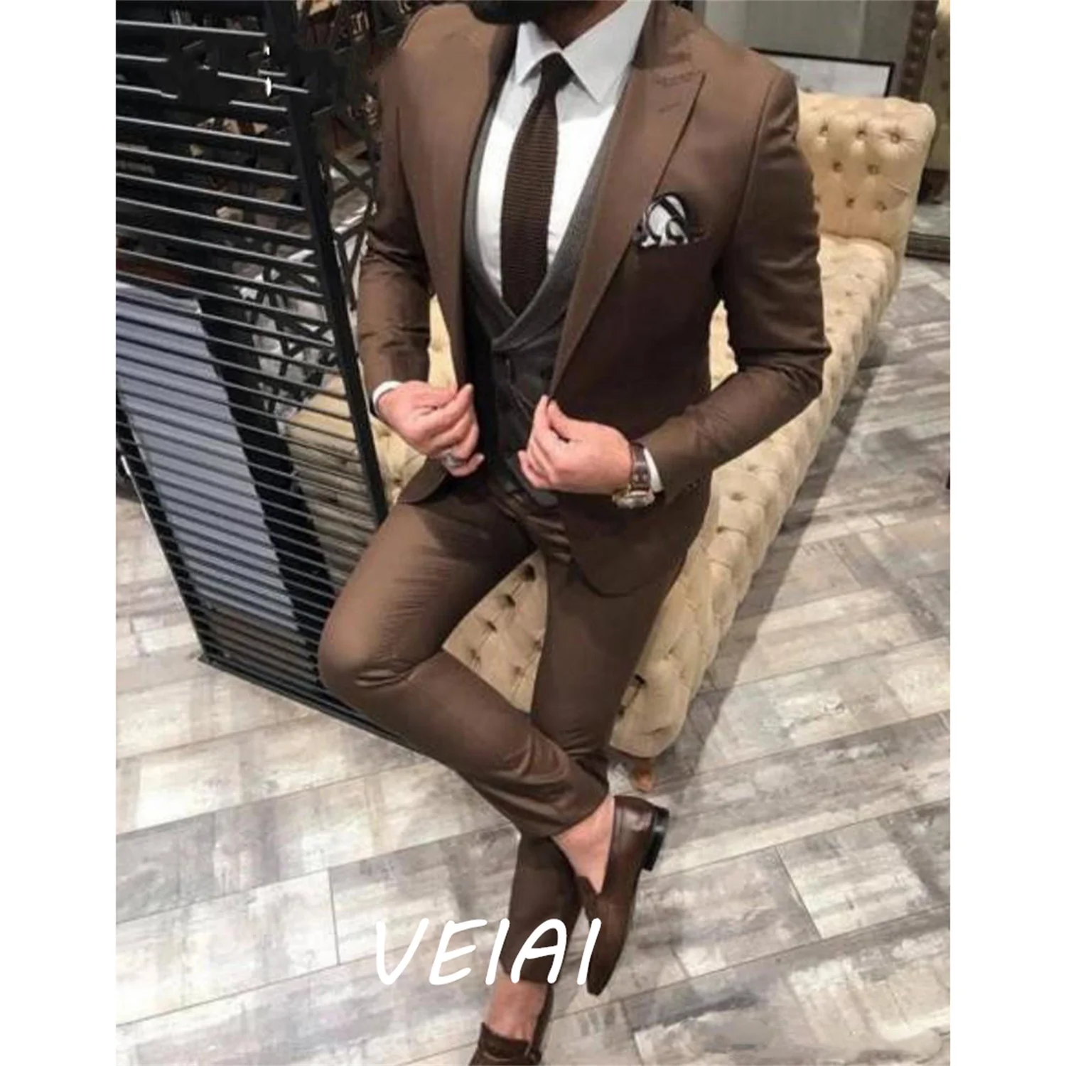 

CustomizedFashion Brown Groom Tuxedos Peak Lapel Groomsmen Mens Wedding Dress Excellent Man Jacket Blazer Business Suit(Jacket+P
