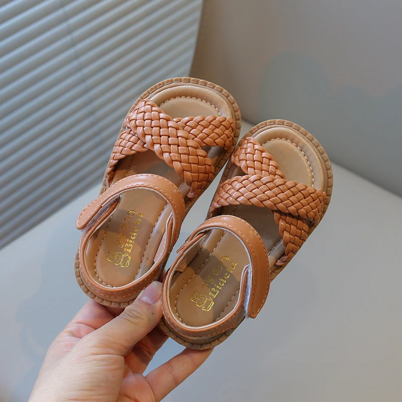 Toddlers Girls Sandals Kids Princess Beach Shoes 2024 Brand New Cross Tied Weave Style Fashion Children Summer Sandals Soft Cute