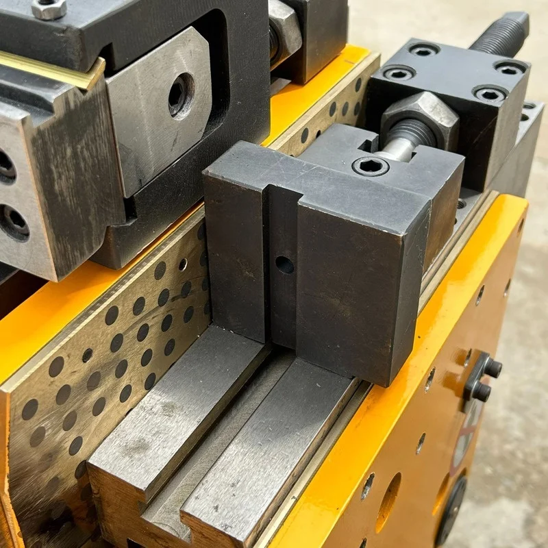 Fully Servo Automatic Pipe Bending Machine  Semi Automatic Pipe Bending Machine, Single Head Hydraulic CNC Pipe Bending Machine