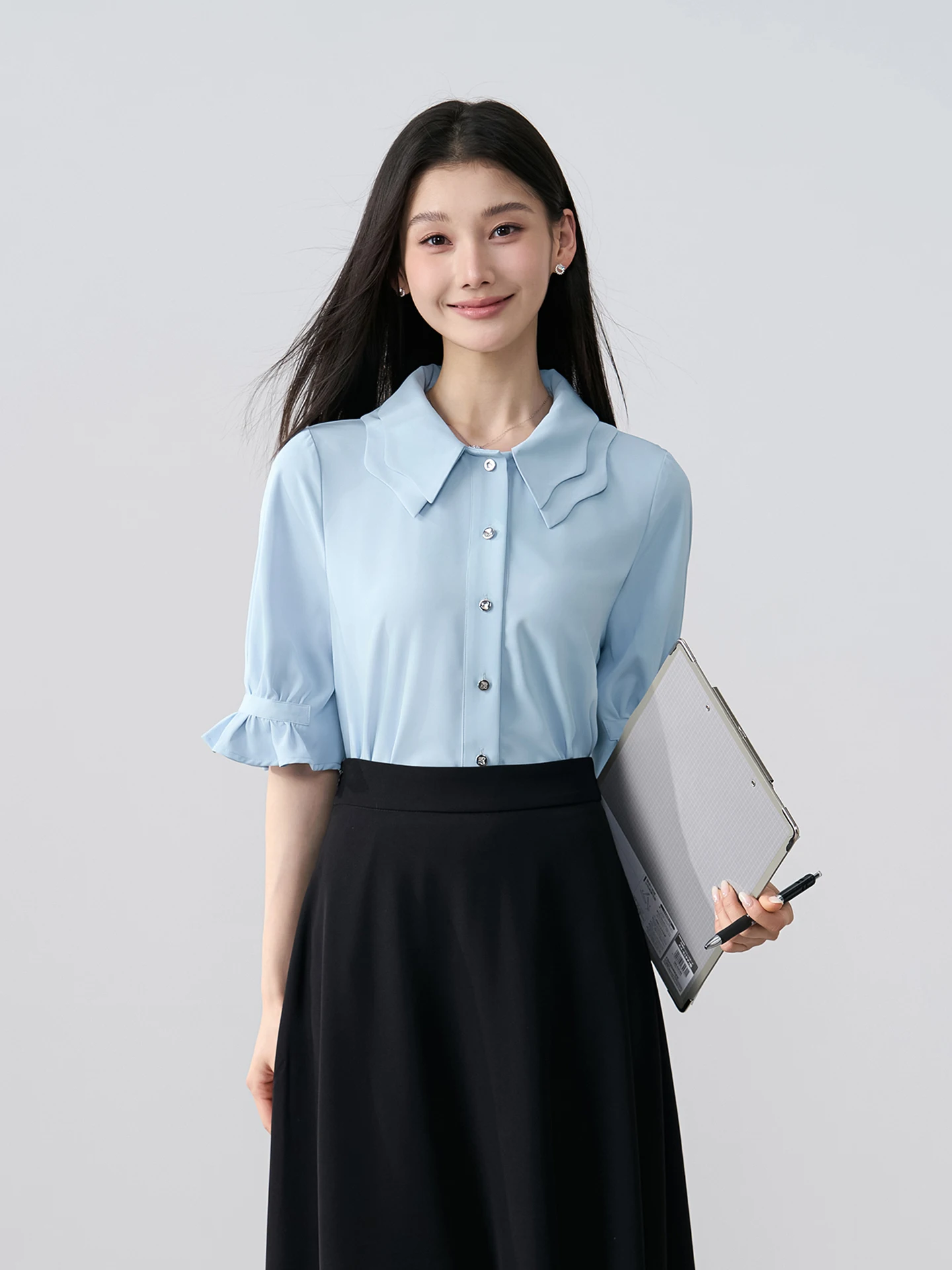 

Синяя женская рубашка элегантного стиля для офиса, с коротким рукавом, формальный топ из полиэстера, антистатическая, с рукавами-фонариками, стандартный крой