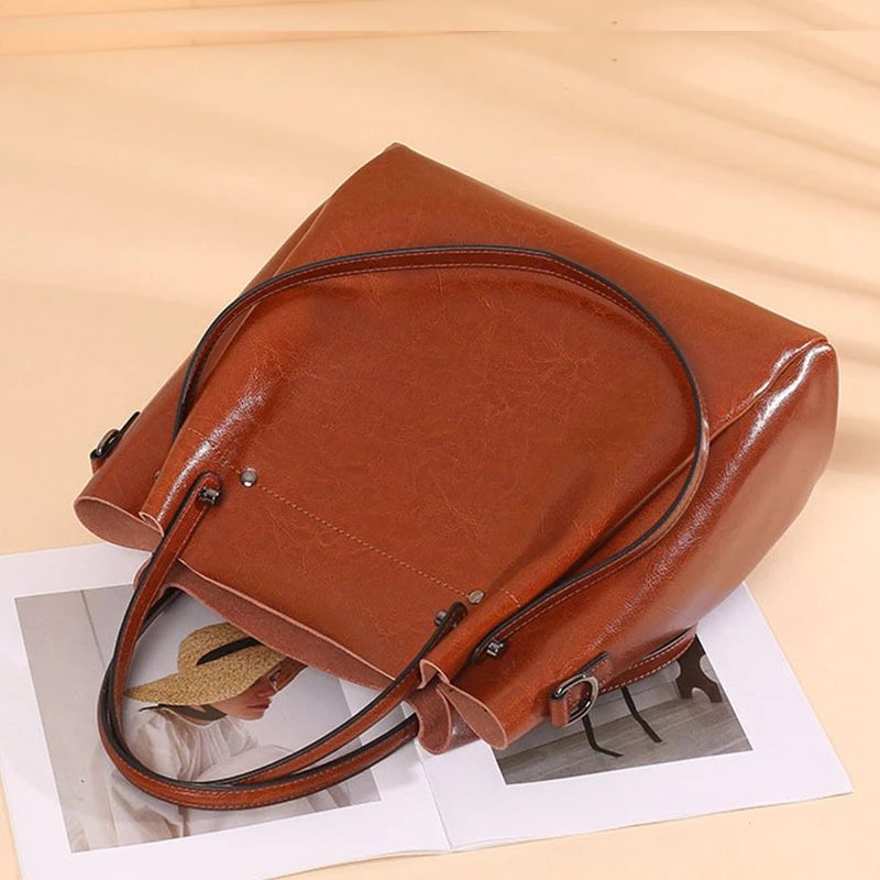 New leather women\'s bag, large capacity TOTE, fashionable and versatile, single shoulder crossbody handbag, large bag