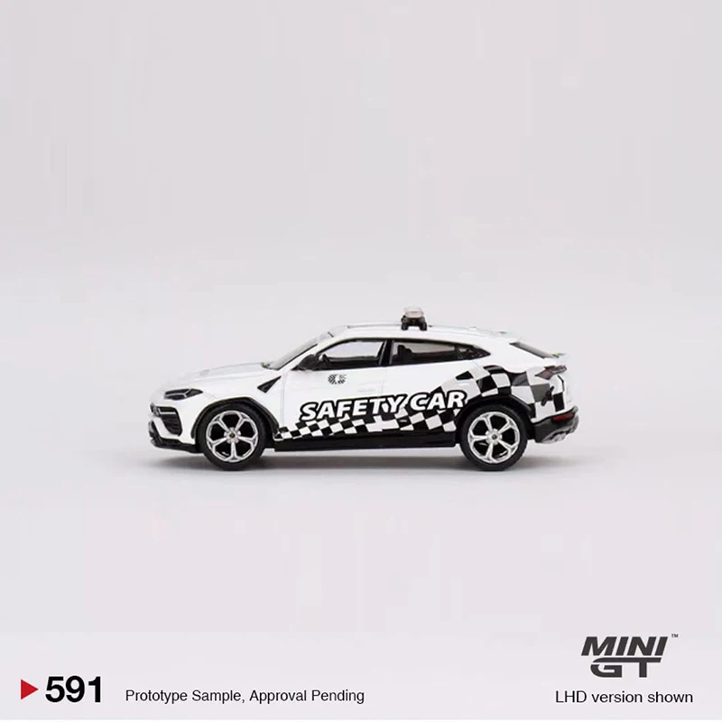 MINI GT 1:64 Model Car Lambor Urus 2022 Macau GP Official Safety Car Alloy Vehicle #591