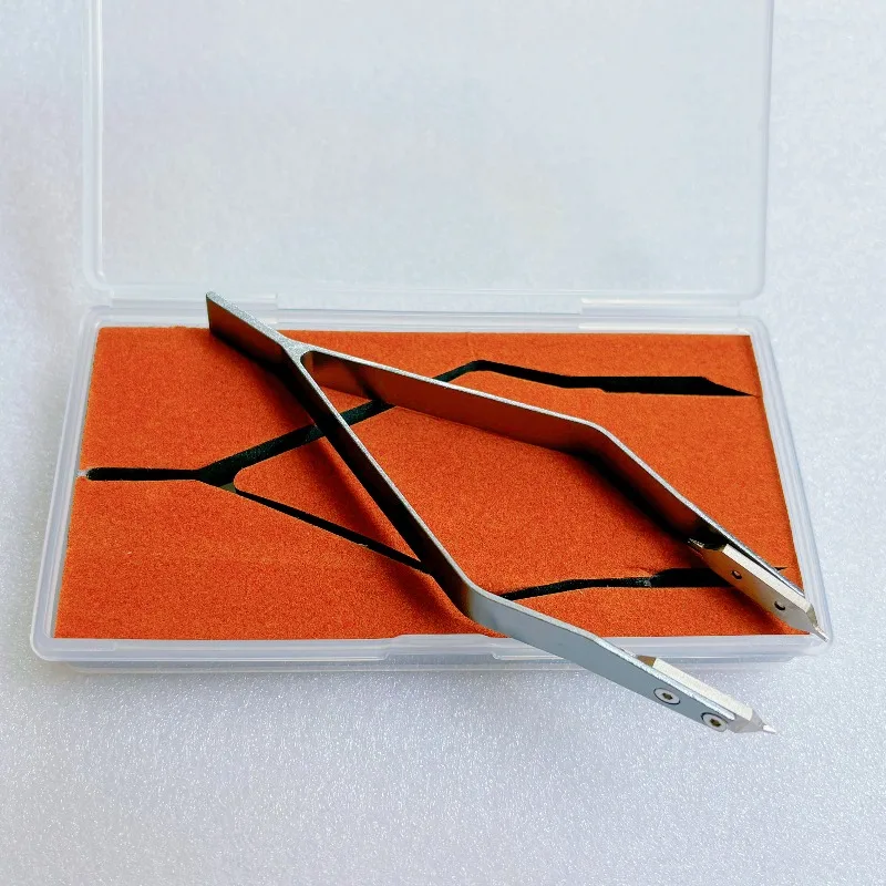 أداة إصلاح متر كماشة الأذن لـ 7825 كماشة إزالة الأذن على شكل حرف V كماشة إزالة الأذن جهاز إزالة الحزام