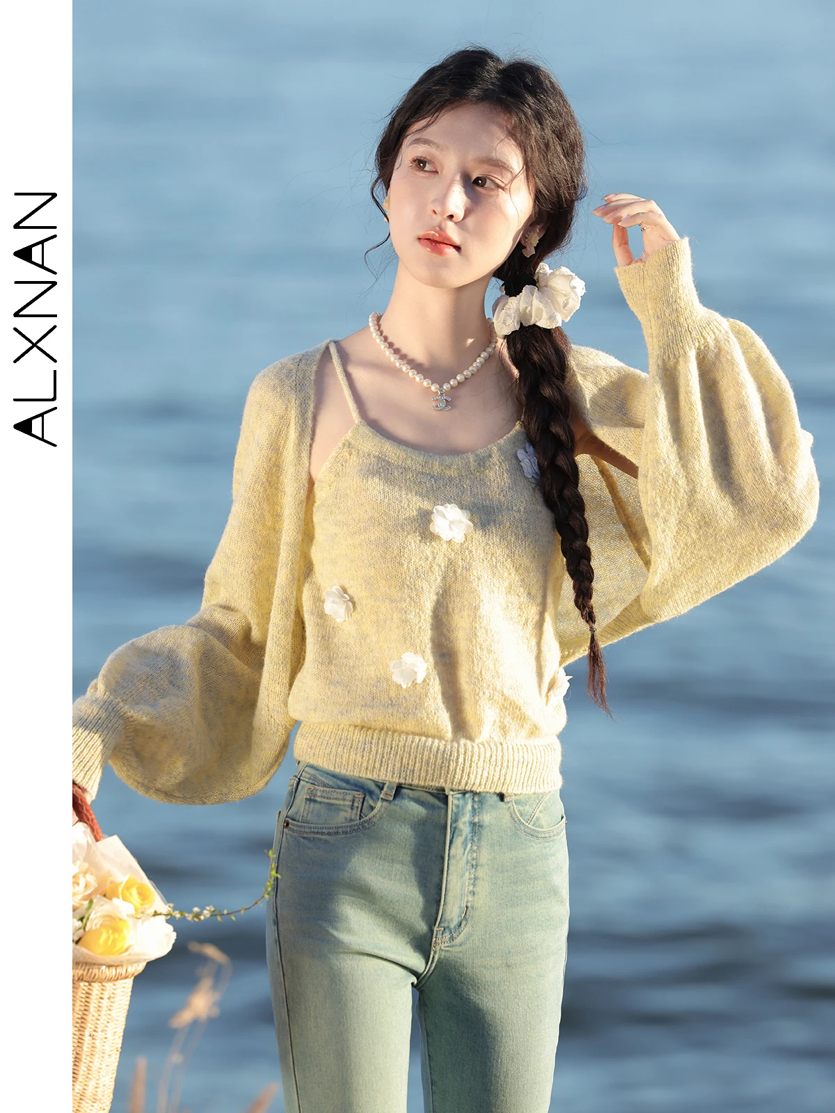 ALXNAN Yellow Women's Knitted Cardigan Sweet Elegant Sweaters Loose Casual Batwing Sleeve Spring 2025 Long Sleeve Tops L526100