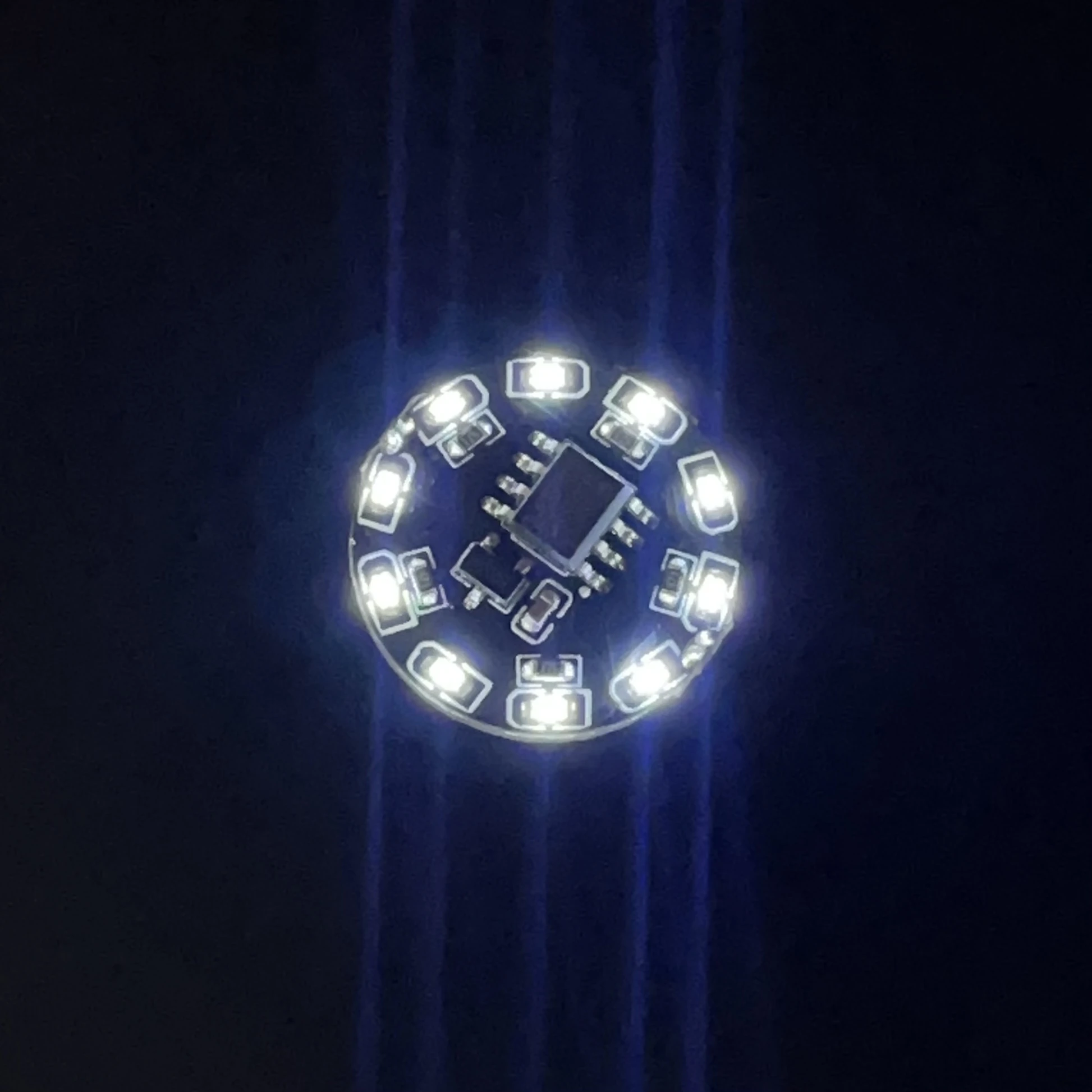  1x 16 Modi LED Magnetischer Lichtschalter Steuerung Flusslichter Drahtlose Lampe Spielzeug Robotermodell Magnetischer Induktionsschalter mit Batterie – Detail 9