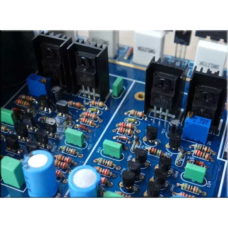 

A4 AC220V NJW0281 0302 Полностью симметричный двойной дифференциальный усилитель высокой мощности HIFI 250 Вт + 250 Вт Стереоусилитель