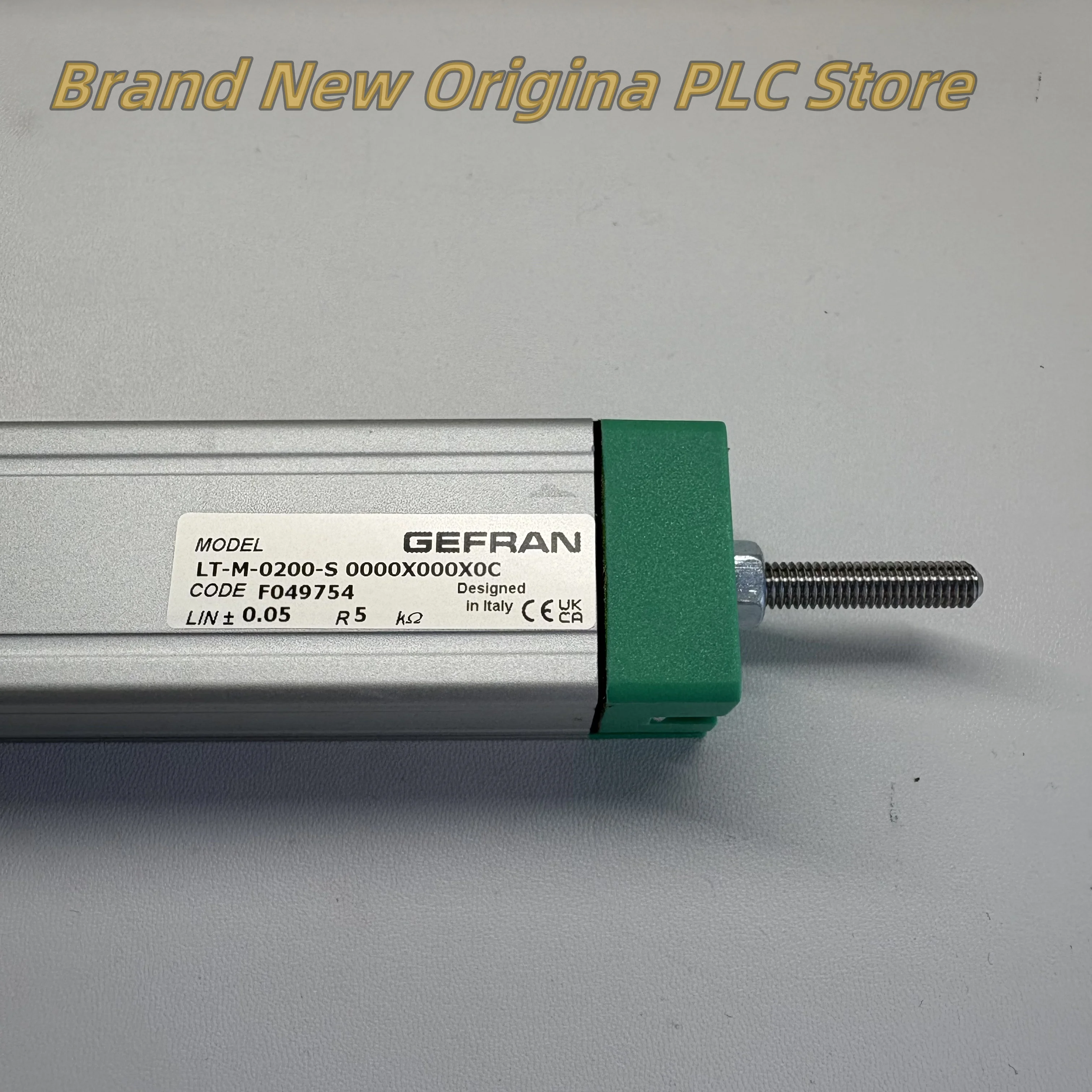 

LT-M-0200-S Displacement Transducer brand new