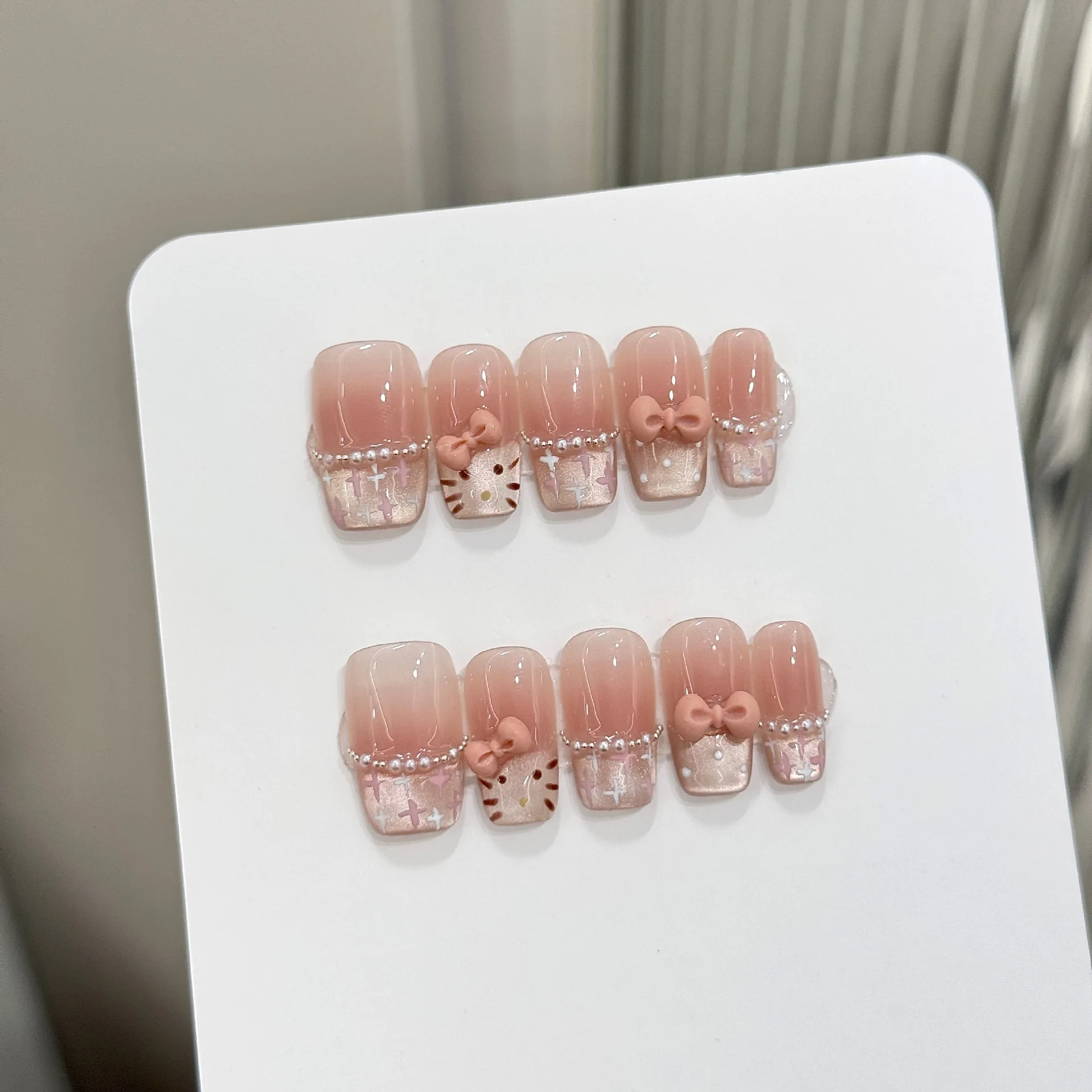 

10pcs/bag New Square Sweetheart Cat Blush French Cat's Eye Pink Cute Sweet Bow Shiny Hand-pressed Nail, Suitable For Daily