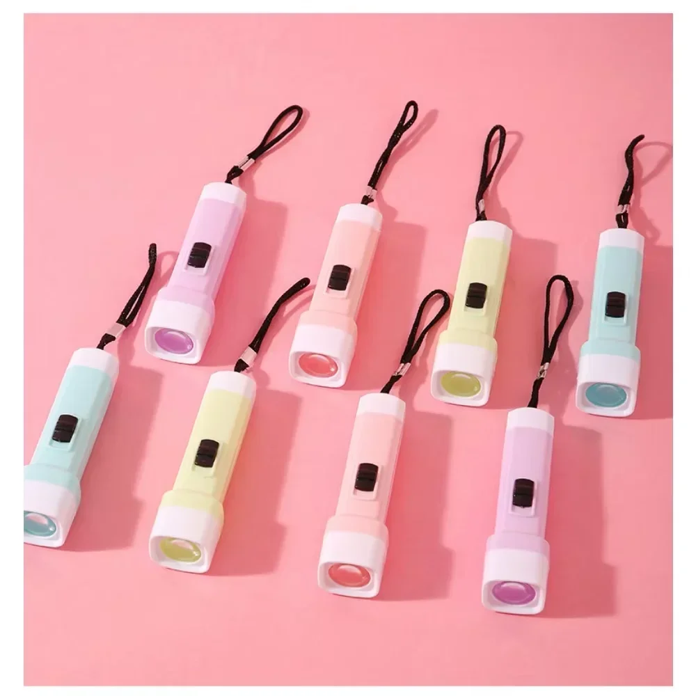 5-30Pcs Mini Plastic Flashlight for Kids LED Small Torch for Home Use Portable Emergency Light for Power Outage
