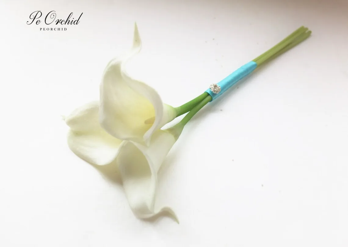 PEORCHID Custom Ivory Calla Lily Bridesmaid Bouquet Turquoise Ribbon Real Touch Flower Girl Bouquet Wedding Home Decorations