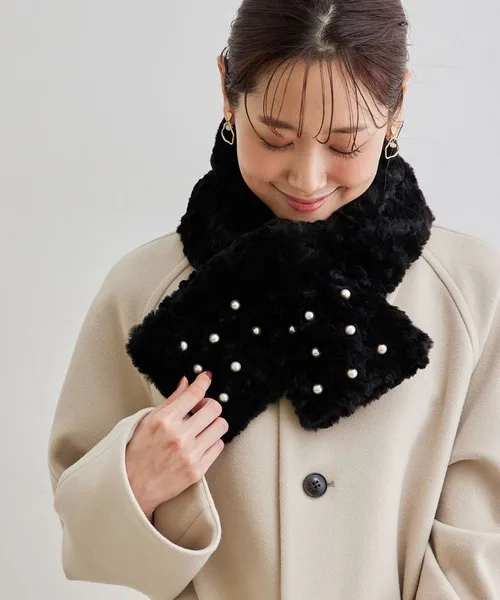 

Japanese sweet cute fashion versatile soft girl plush scarf scarf winter warm imitation rabbit fur seam pearl solid color woman