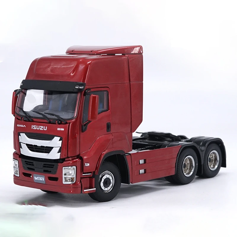 Diecast 1:32 Scale Isuzu VC61 Tractor Alloy Truck Model Colection Souvenir Ornaments Display Vehicle Toys Gift