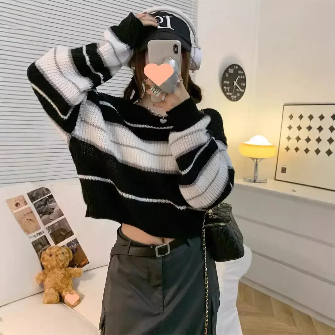 

Осень-зима, новый стиль, шикарный нежный нишевый укороченный вязаный топ, свитер с длинными рукавами, универсальная женская модная одежда