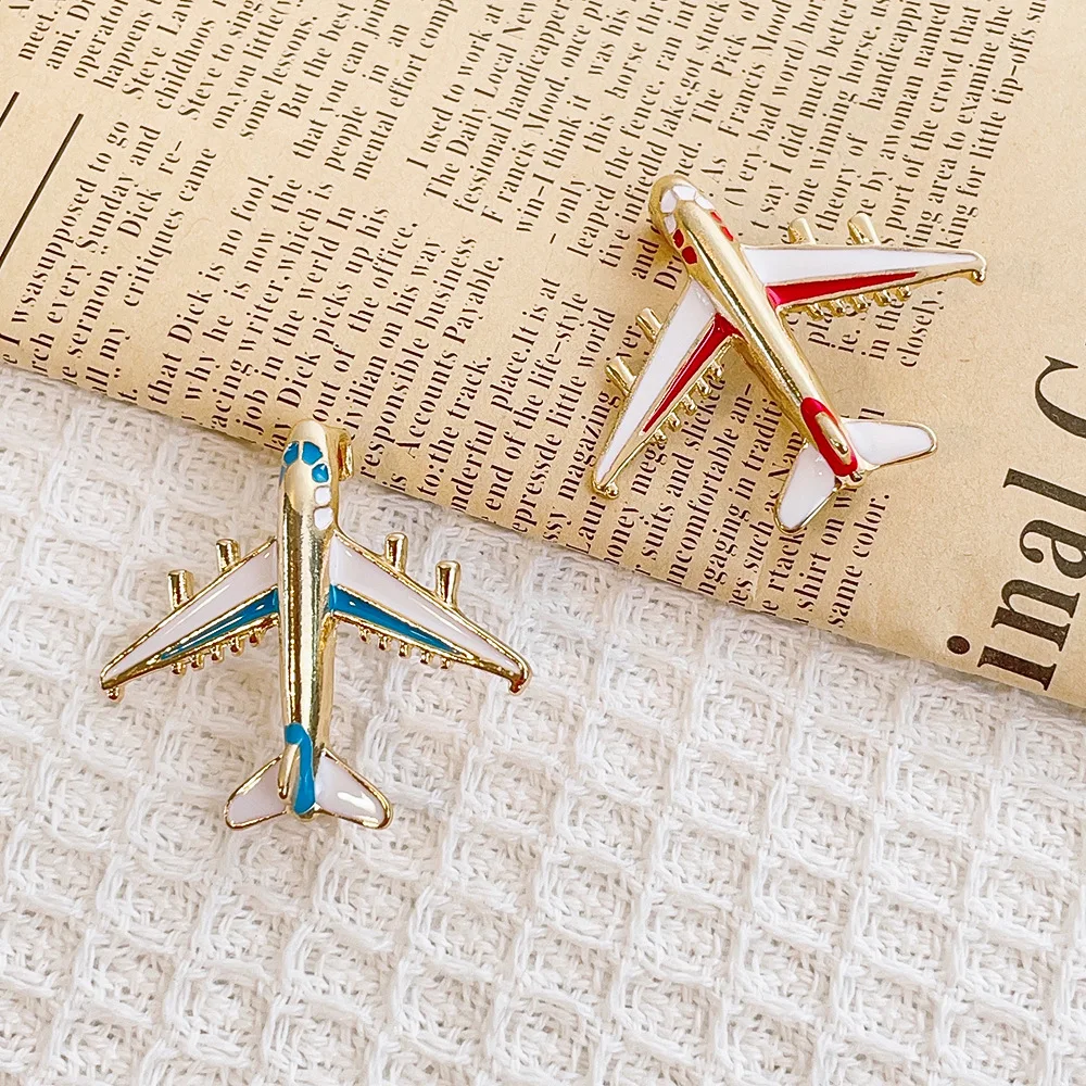 Trendy Aircraft Enamel Brooch Pin Creative Airplane Backpack Lapel Badges Accessories Jewelry for Pilots Aviation Enthusiast