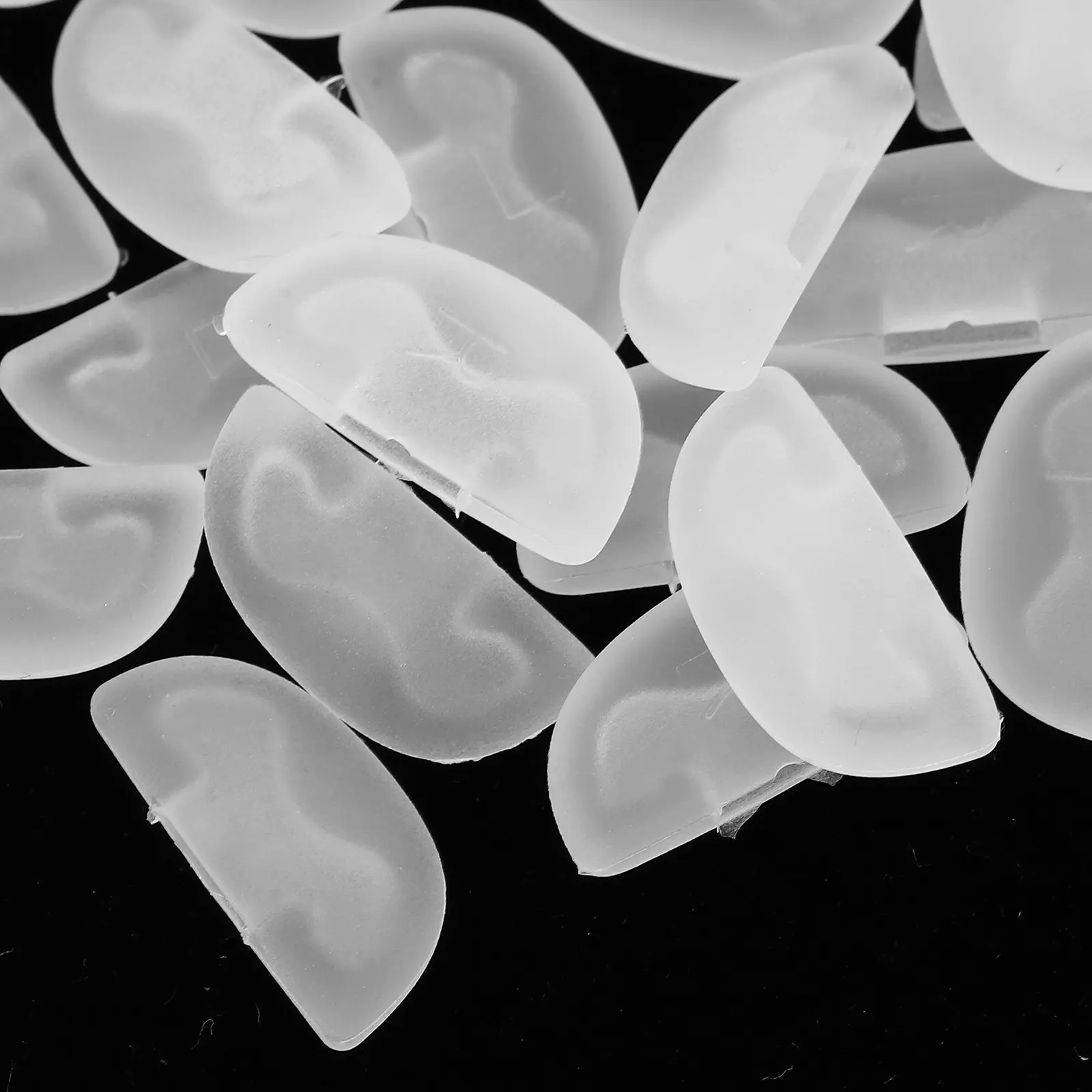 10Pairs Eyeglass Nose Pads Silicone Anti-Slip Soft Supple Nose Cushions for Glasses Optical Frame Replacement Glasses Supplies