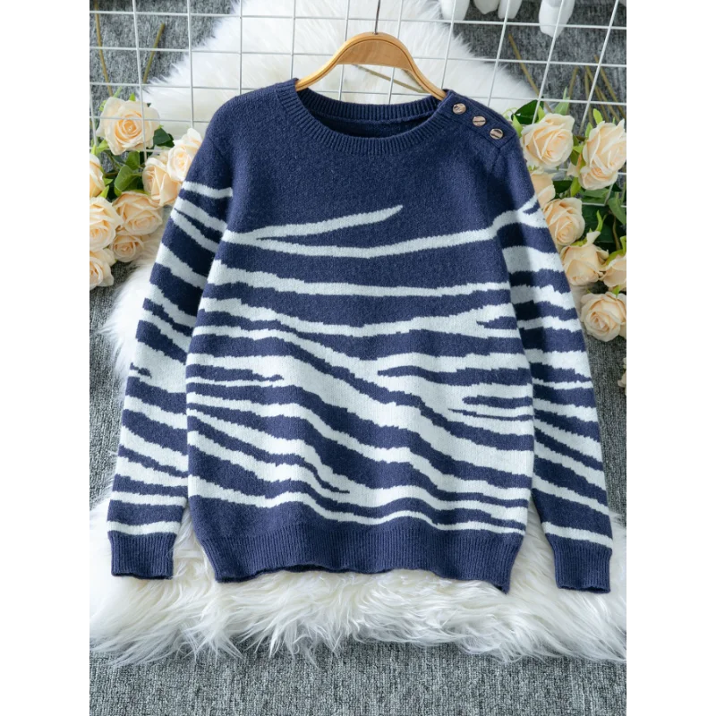 

Осень-зима 2022, новый женский вязаный свитер контрастного цвета с принтом зебры, круглым вырезом, пуговицами и длинными рукавами, топ