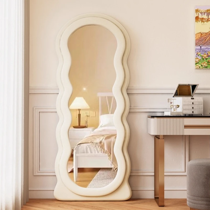 Nordic Luxury Wavy …