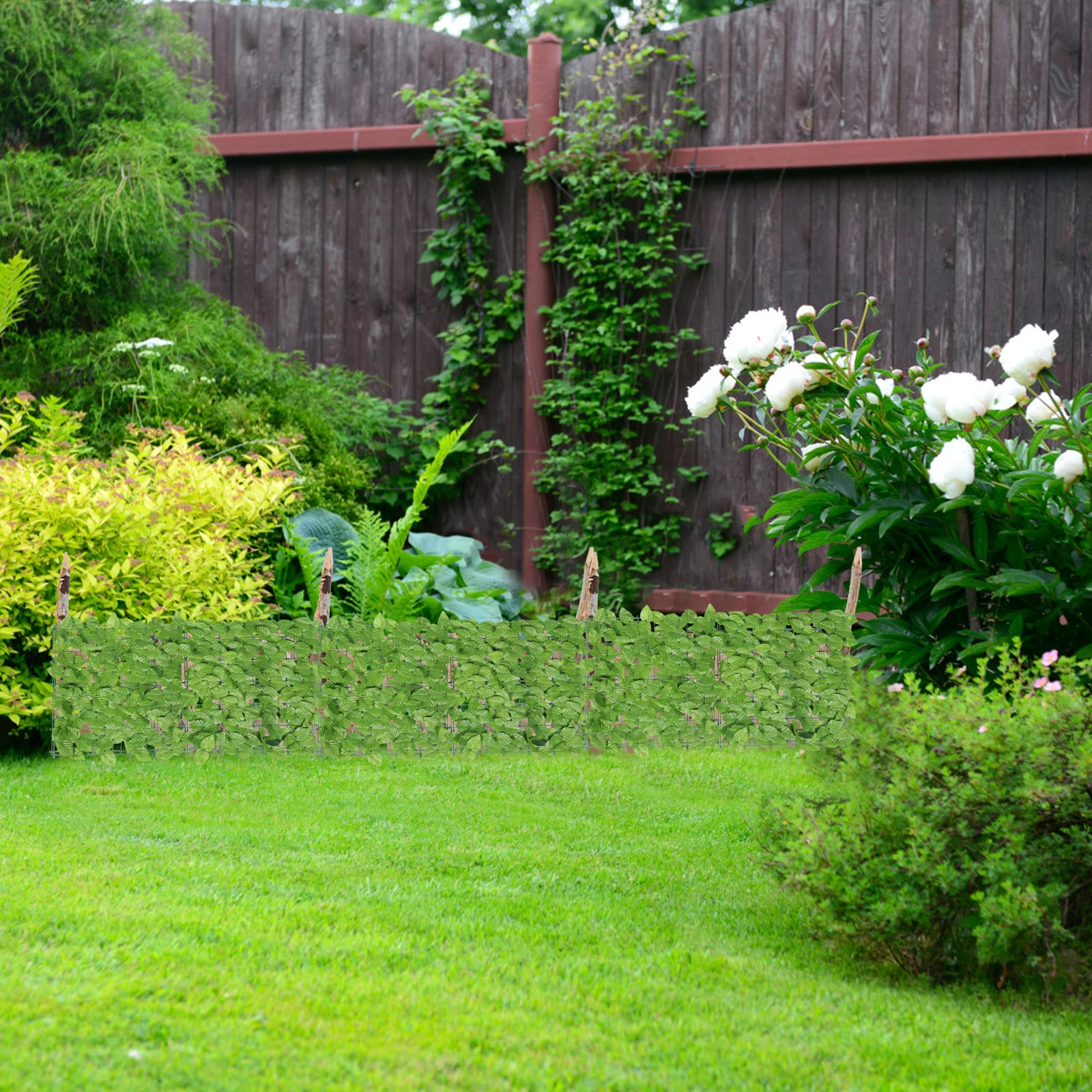 

Simulated Green Leaf Fence Artificial Hedge Grass Wall Plants Panel Plastic Foliage Garden Decoration Outdoor Lifelike