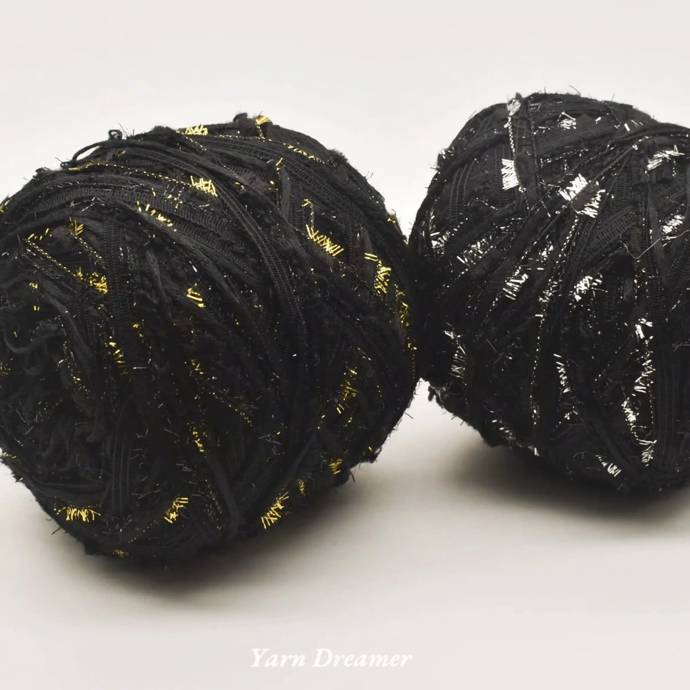 

Gold Glitter Yarn for Crochet Wool Silver Sequin Yarn 100g Puffy Yarn Crochet Thread Black Bag Yarns for Knitting and Crochet