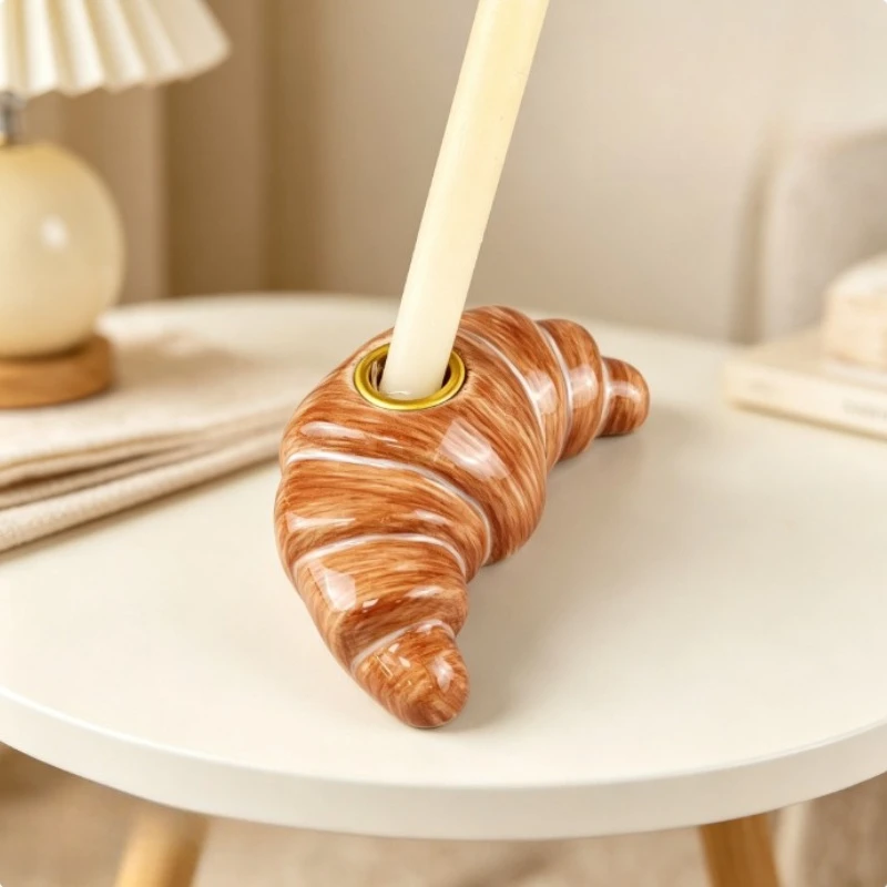 Creative Simulation Croissant Ceramic Candlestick Bread Shaped Taper Candle Holder Dining Table Atmosphere Decoration Ornament