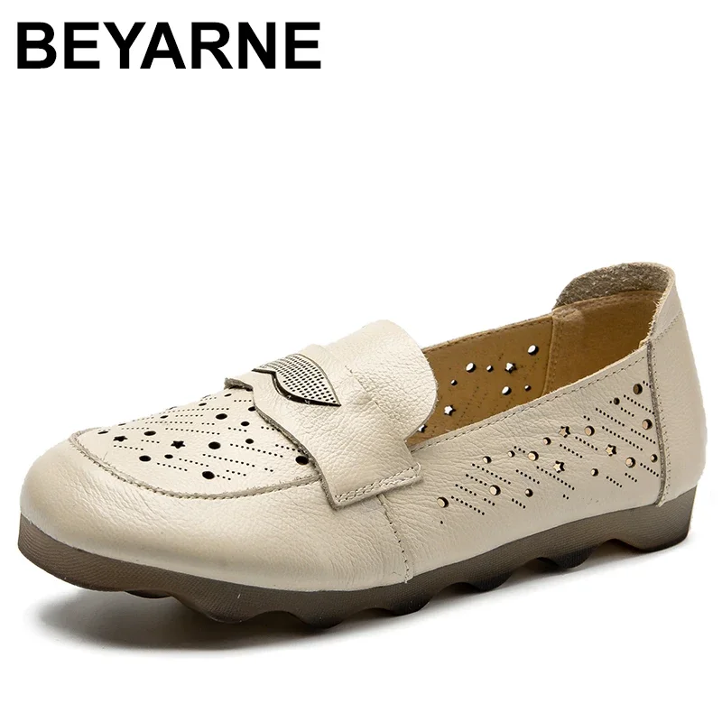 

2023 Fashion Women Shoes Genuine Leather Loafers Women Casual Shoes Mother Soft Comfortable Hollow Women Flats Non-slip