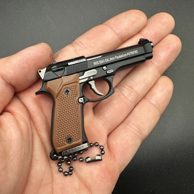 1:3 Scale Alloy Pistol Keychain Mini Toy Gun Model Metal Keychain For Adult Kids Christmas Gift