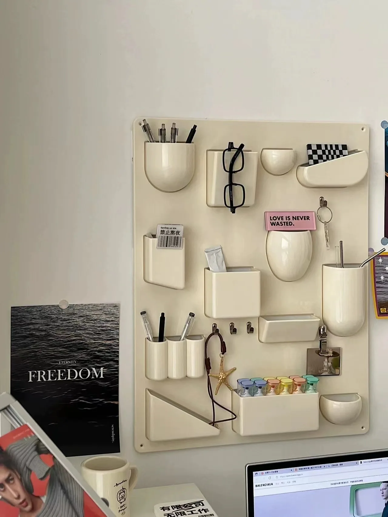 nordic-ins-wall-mounted-hole-board-storage-rack-desktop-organizer-pen-holder-entrance-creative-wall-decorative-props