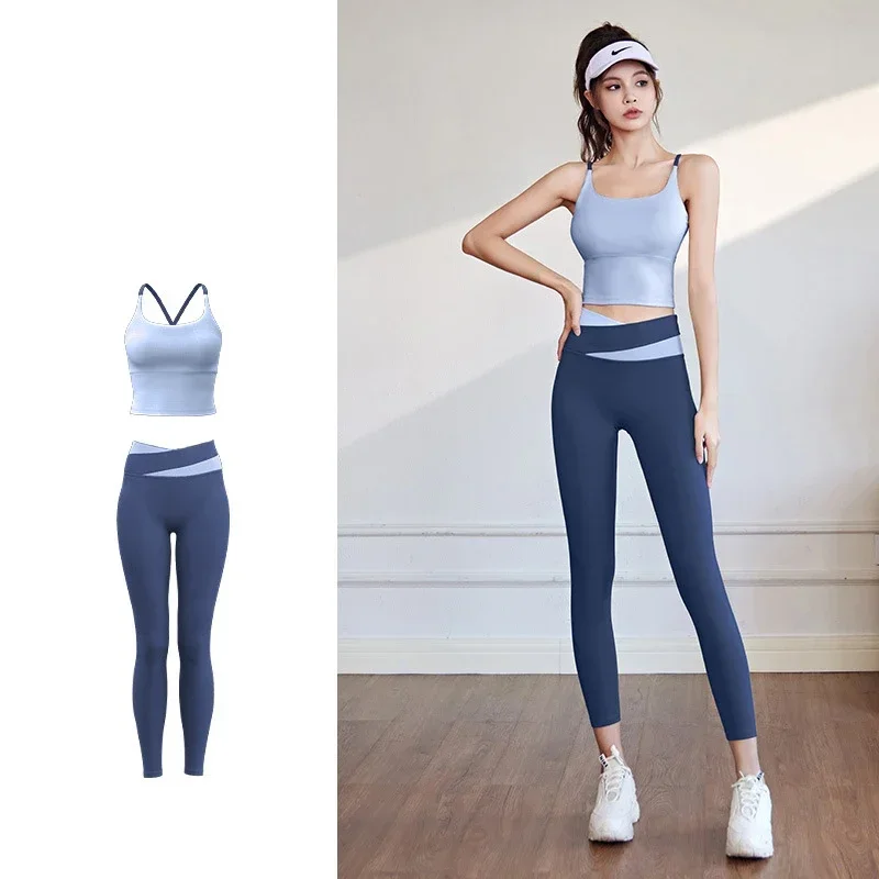 Women's Yoga Set 2 Pieces Seamless Workout Slim-fitting Sportswear Leggings and Spaghetti Strap High-elasticity Bra Leggings