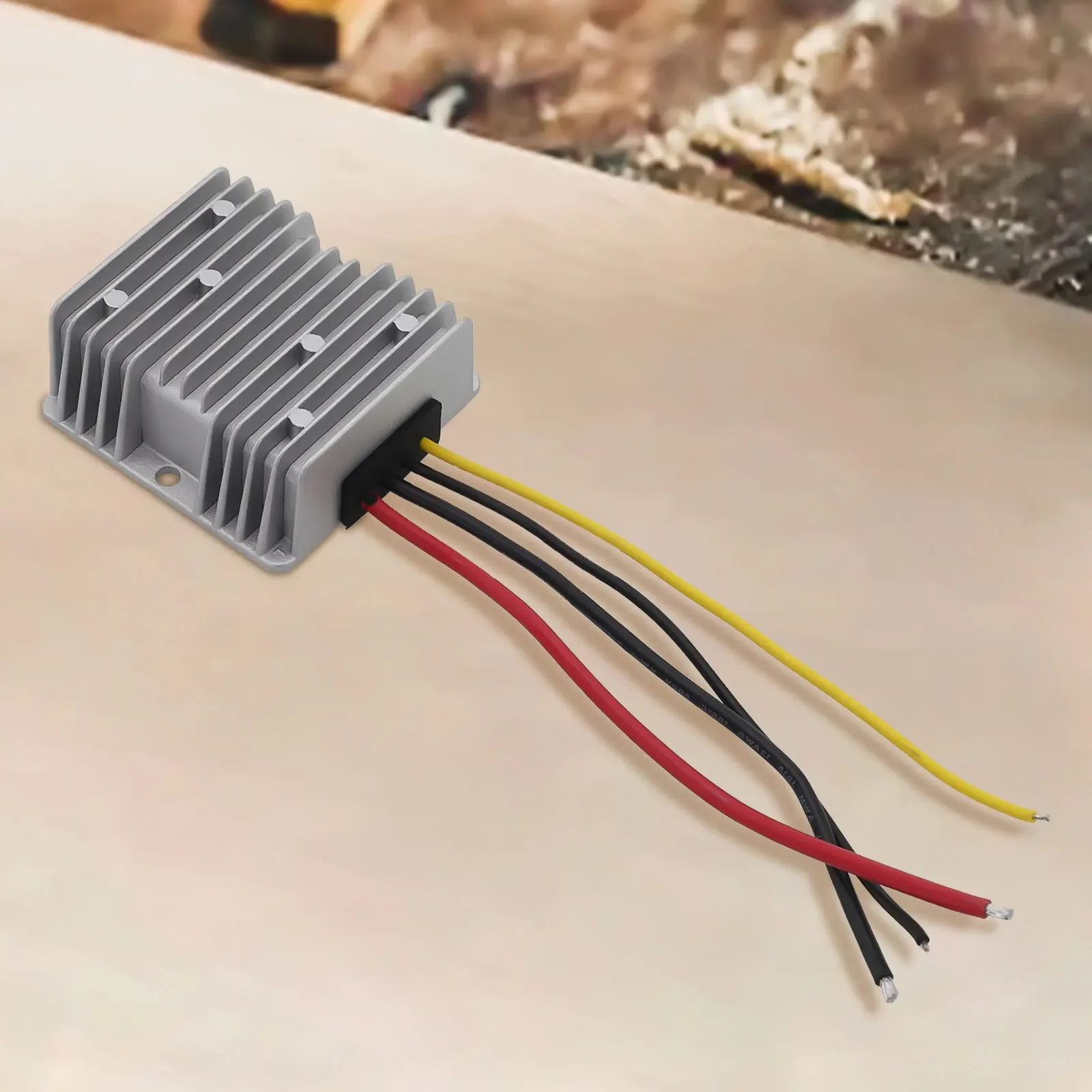 Voltage Regulator DC-DC Converter 150C 48V DC Boost Module Converter Moisture-proof Overcurrent Overtemperature