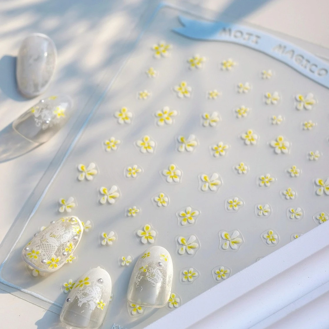 

Mini Faint Yellow Flowers Daisy Fragrans Frangipani Garden Artistic Petal Adhesive Nail Art Stickers Manicure Decals Wholesale