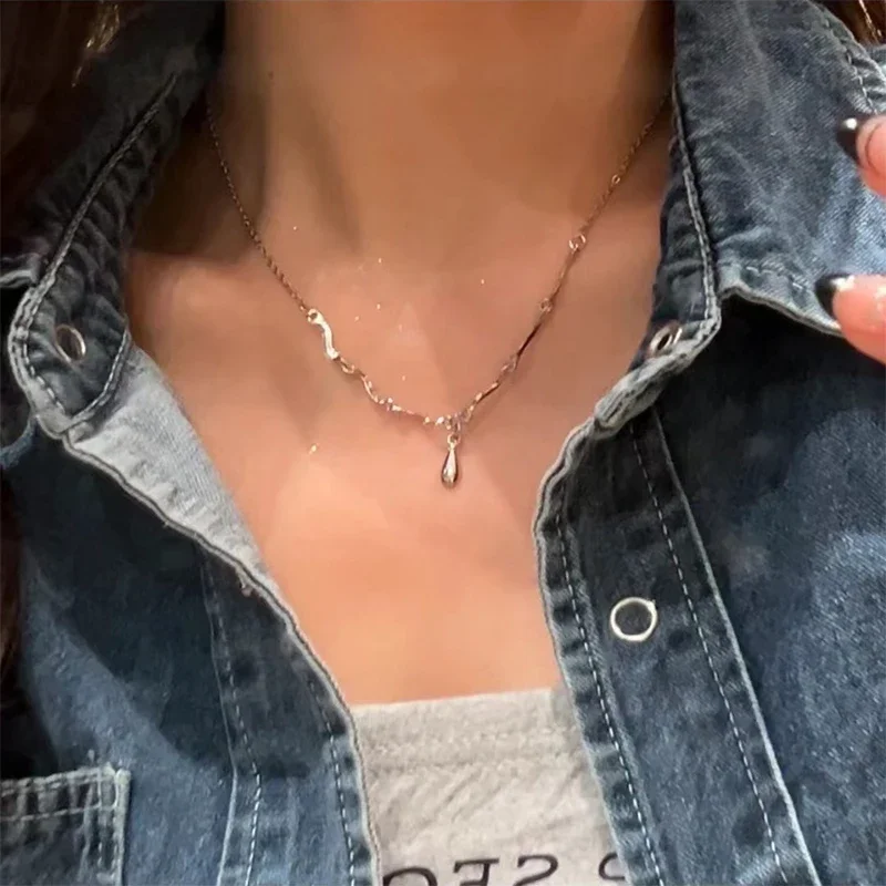 Kpop Water Drop Pendant Necklaces For Women Punk Irregular Wave Chain Necklace Metal Rain Dorp Choker Necklaces Party Jewelry