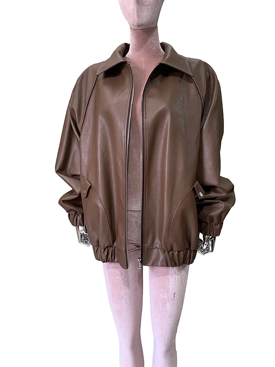 

Mauroicardi осенняя коричневая куртка из искусственной кожи большого размера, женская свободная повседневная куртка с отложным воротником в корейском стиле Maillard, модная одежда кожаная куртка женская косуха женская