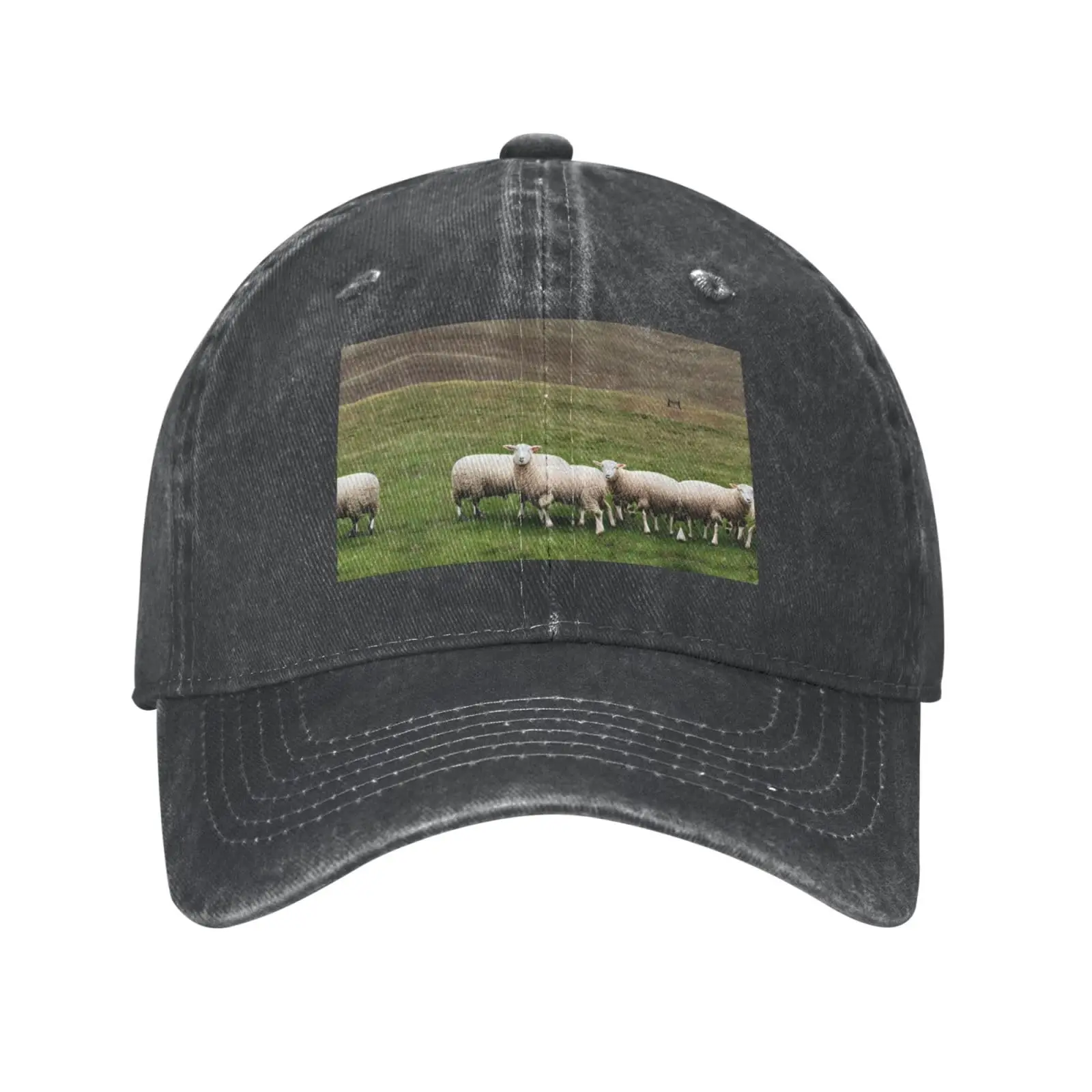 Lambs and Sheep Print Unisex Hats Personalized Baseball Cap Adjustable Outdoor Cap Trucker Baseball Hats Fashion Adult Hat