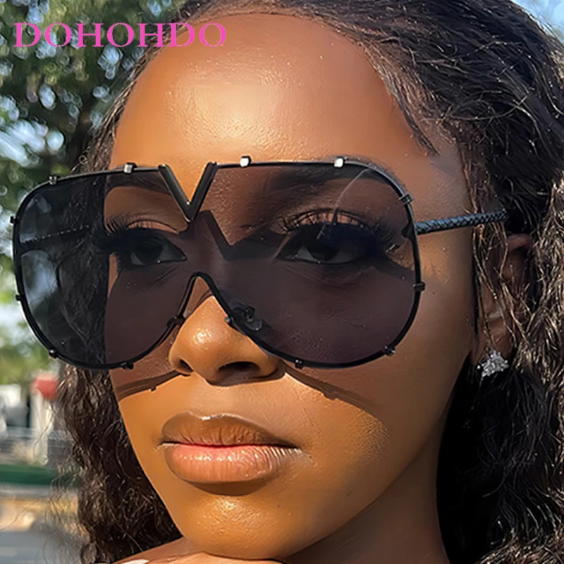 

2025 Metal Oversized Pilot Outdoor Sunglasses Fashion Women Men Sunglasses Female Driving Cycling Travel Windproof Goggles UV400