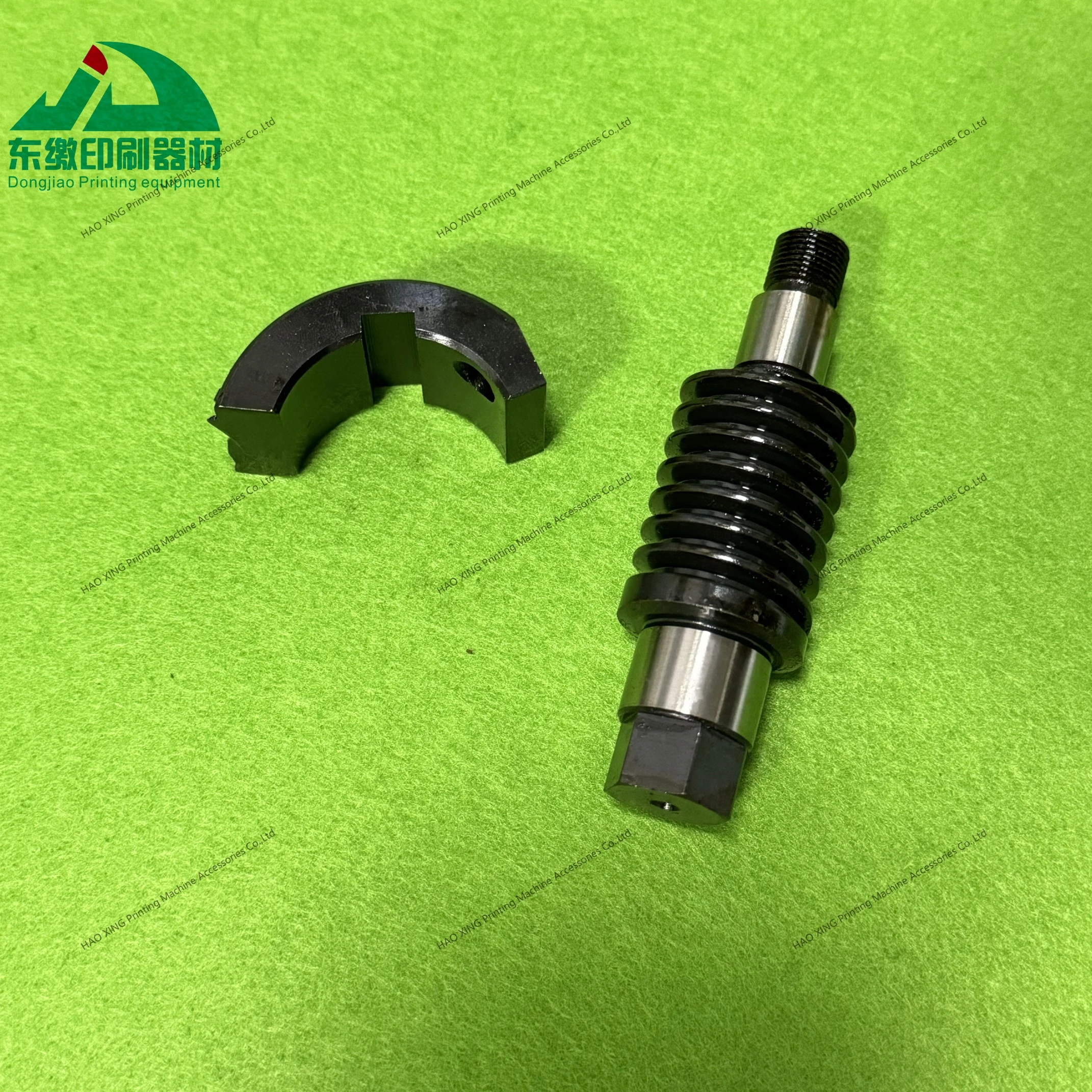 Детали печатного оборудования Червяк и шестерня L3.006.021/L3.006.020 для печатных аксессуаров Heidelberg Червячный и шестерня Винтовой стержень вала