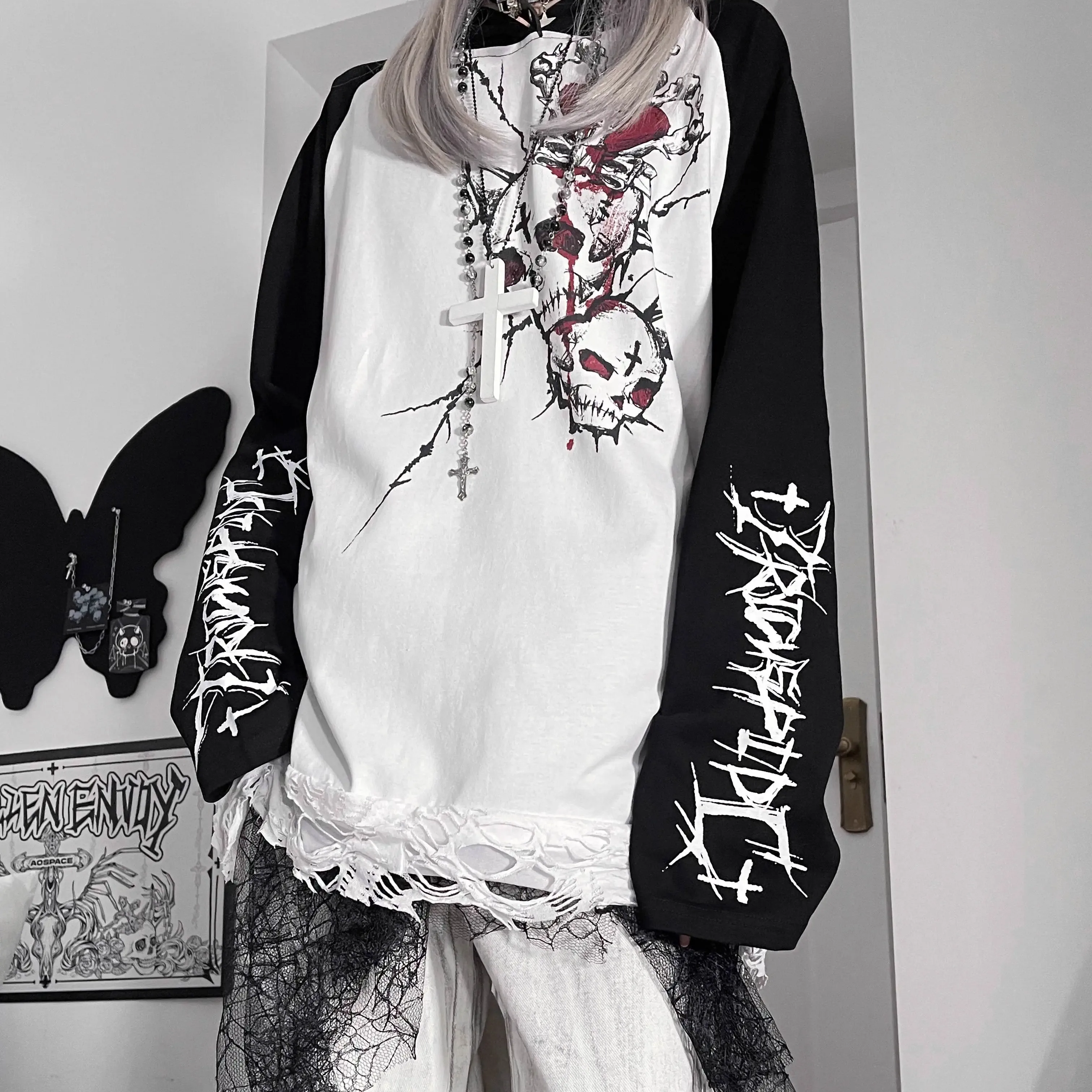 ROJITA Gothic Skull Heart Print Raglan Hoodie Women Distressed Hem Cross Thorn Graffiti Oversized Dark Harajuku Sweatshirt
