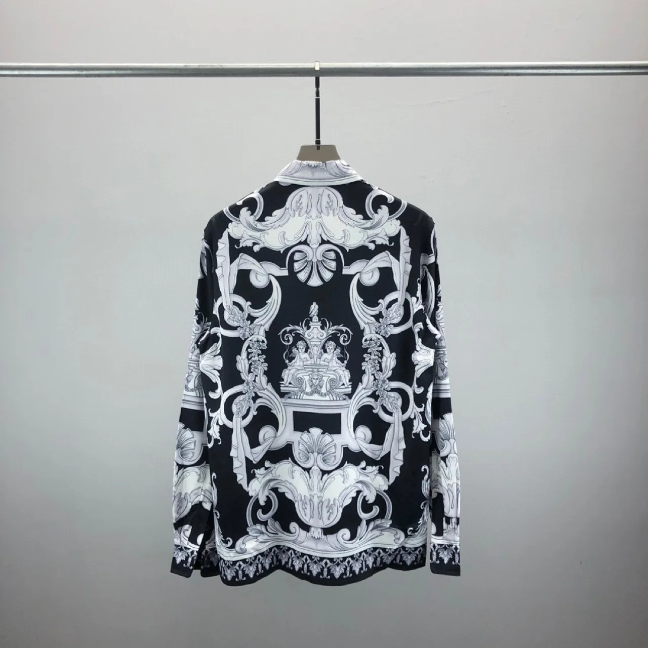 

European Faion Long Sve 3D Pattern Men's And Women's irt Loose Fit Thiened Fce Autumn Beachwear Casual irt