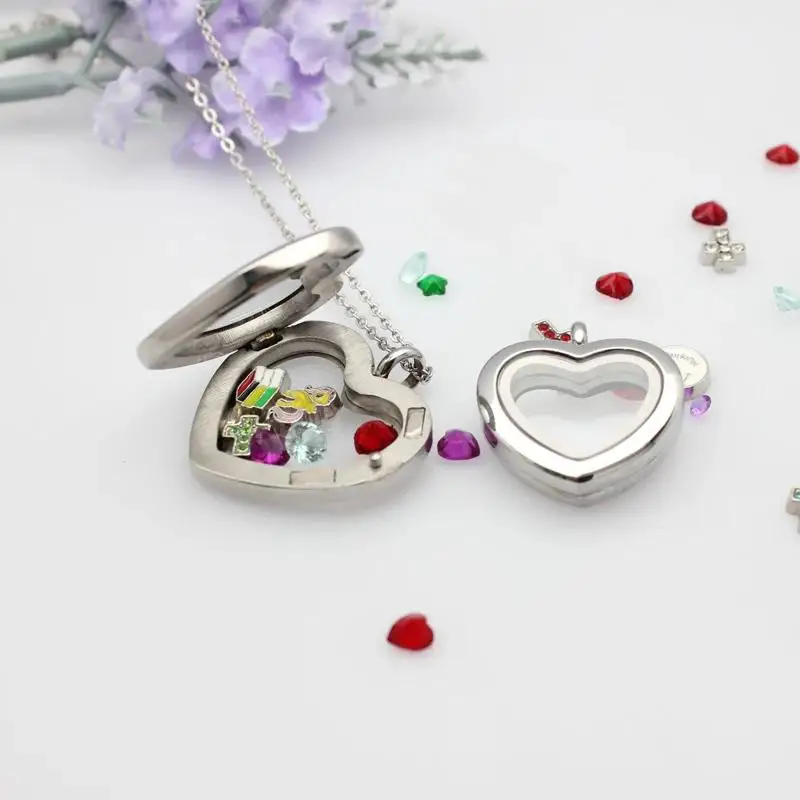 จี้ล็อกเก็ตรูปหัวใจแบบลอยตัว ขนาด 25 มม. 30 มม. 1 ชิ้น ทำจากสแตนเลสสตีล พร้อมแม่เหล็กและกระจก สำหรับทำสร้อยคอและเครื่องประดับ