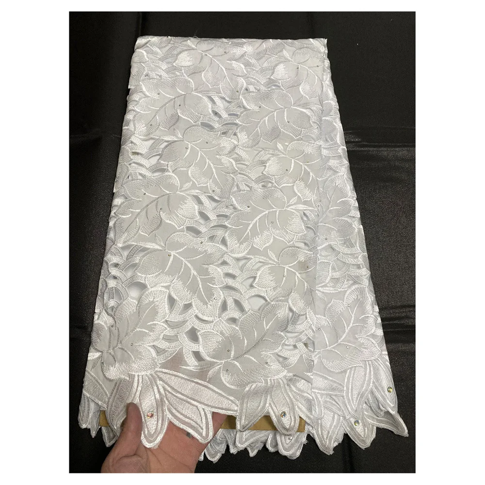 

White Soft Cotton Tulle Fabric 2024 Embroidered 5 Yards Skin Hand cut Hols High Quality Swiss Voile Lace In Switzerland CT1432