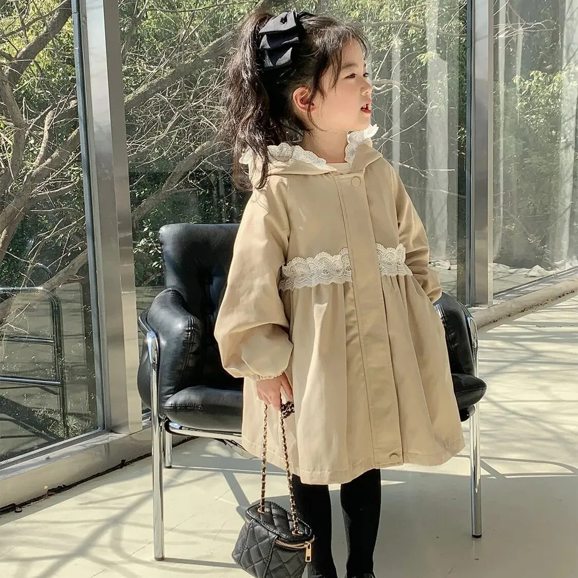 

Children's Coat Windbreaker Spring and Autumn New Princess Style Korean Edition Girl's Coat Flip Collar Medium Length Lace Coat