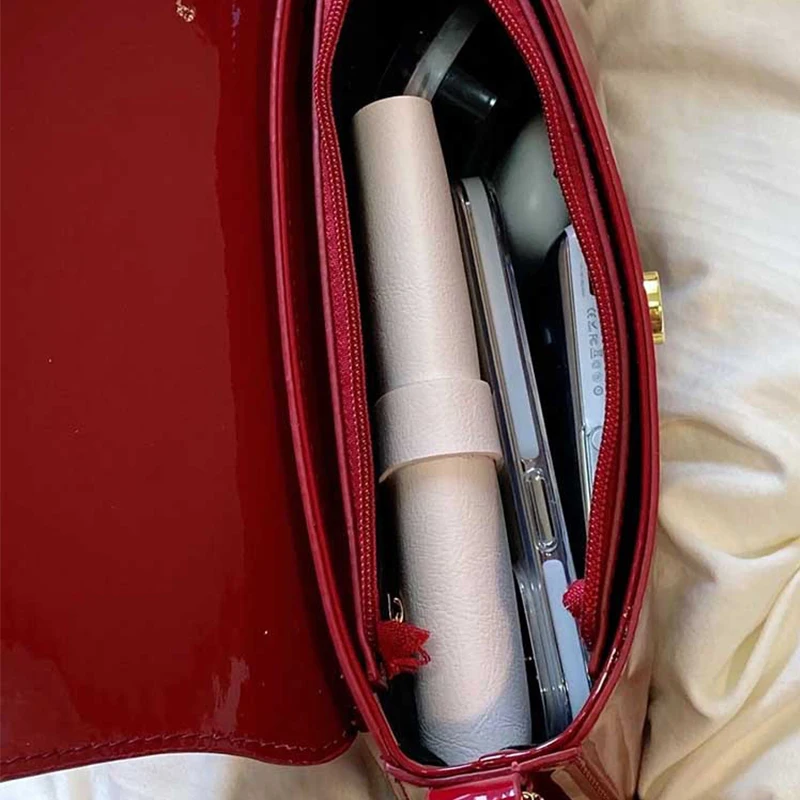 Women Fashion Crossbody Bag Red Vintage Saddle Small Patent Leather Shoulder Bag Luxury Design Ladies Trend Flap Handbags