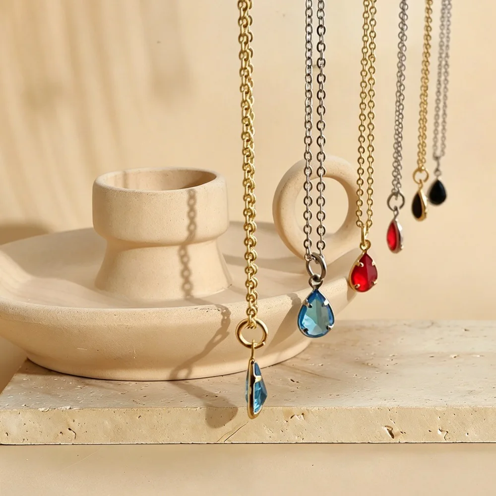 Sea blue water drop glass pendant necklace, simple collarbone chain with temperament, daily versatile women's necklace