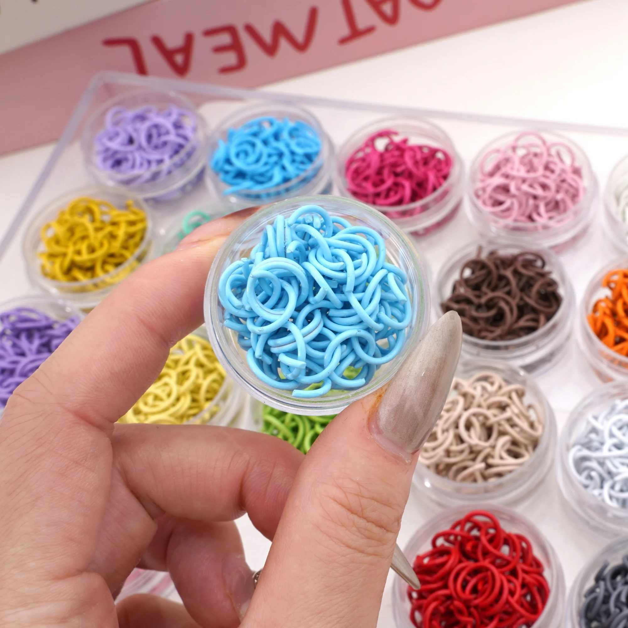 

50pcs 1.2x10mm Colored Iron Split Rings Spray Painted Opening Jump Rings for DIY Jewelry Making Craft Findings Accessories